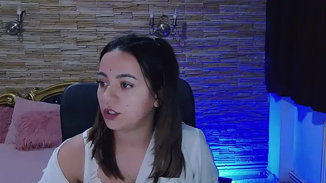 PlayfulElla online show from 12-06-24, 01:00