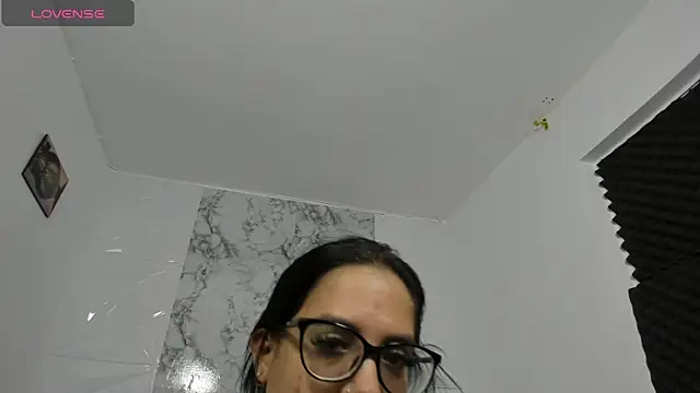 emilyconer online show from 11-03-25, 12:13