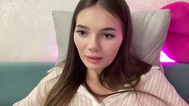 Snapshot of Miracle_angel_ chatting on 12-09-24, 06:57 Miracle angel online show from 12-09-24, 06:57