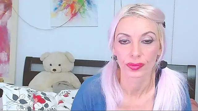 HoneyLara online show from 10-06-25, 08:50