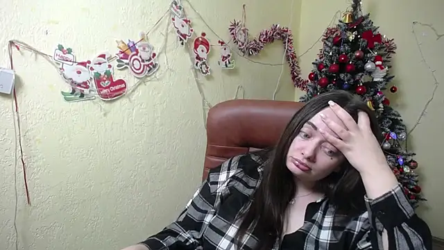 MilanaPrice online show from 12-19-24, 09:38