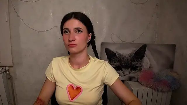MaryEm976 online show from 05-25-26, 09:15