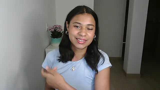 dark enchantress  online show from 12-14-24, 02:45