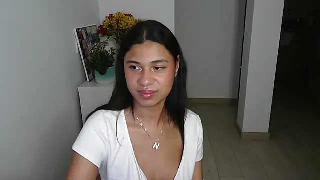 dark enchantress  online show from 01-17-25, 03:34