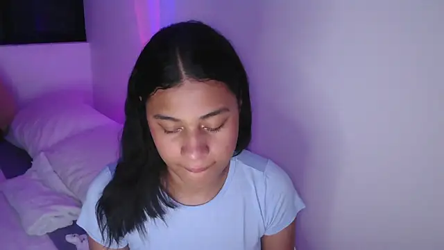 dark enchantress  online show from 03-18-25, 12:05