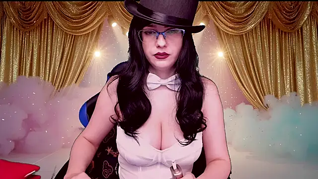 Snapshot of RoseBlooom chatting on 10-30-25, 04:14 RoseBlooom online show from 10-30-25, 04:14