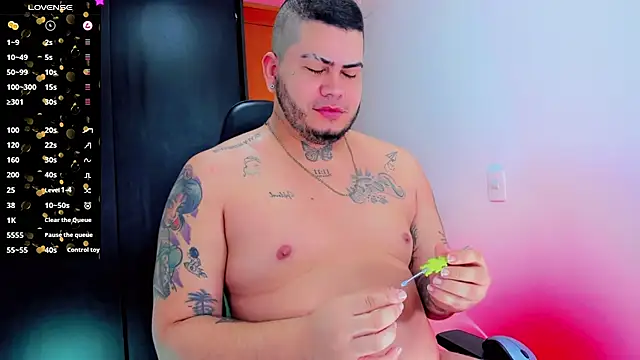 Thomas chubbyxhot online show from 10-26-25, 06:08