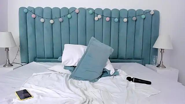 marianaaguii online show from 01-21-25, 04:05