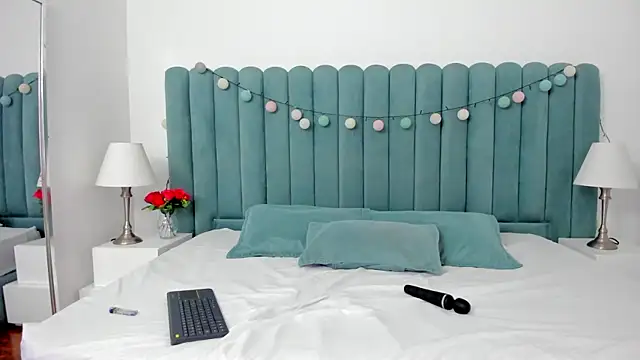 marianaaguii online show from 02-19-25, 11:49