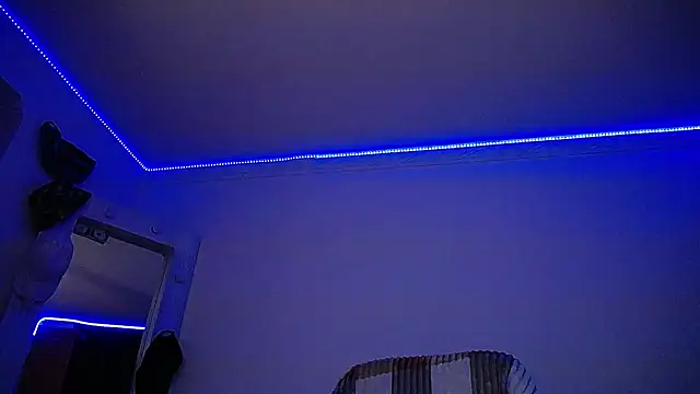 strongboy  online show from 01-11-25, 04:38