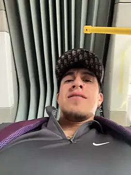 strongboy  online show from 03-06-26, 05:31