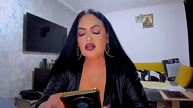 Brendaxx1 online show from 05-17-26, 08:27