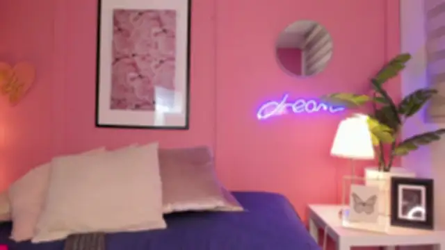SoySaraa online show from 12-28-24, 04:51