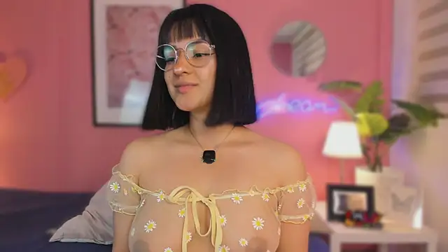 SoySaraa online show from 02-17-26, 06:10