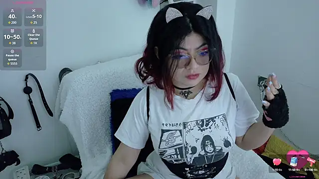 Snapshot of Catwhite_ chatting on 09-16-25, 05:25 Catwhite online show from 09-16-25, 05:25