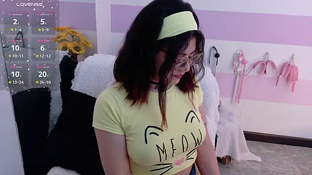 Catwhite  online show from 05-09-26, 01:27