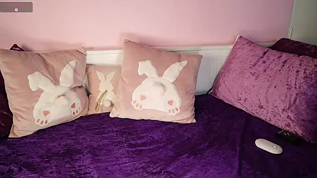 Snapshot of AsianSweetMilf chatting on 03-27-26, 05:24 AsianSweetMilf online show from 03-27-26, 05:24