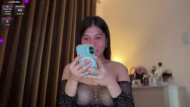Snapshot of Anna_Leah chatting on 01-07-26, 01:35 Anna Leah online show from 01-07-26, 01:35