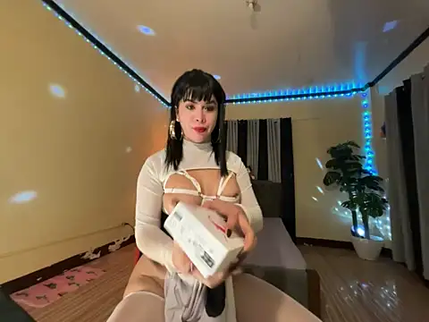 SluttyselfsuckTS online show from 05-06-26, 10:48
