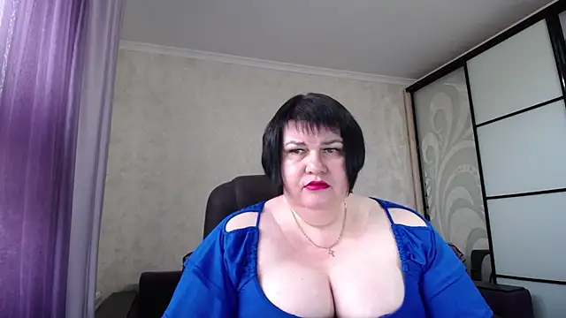 JuicyLady Di online show from 09-29-25, 05:01