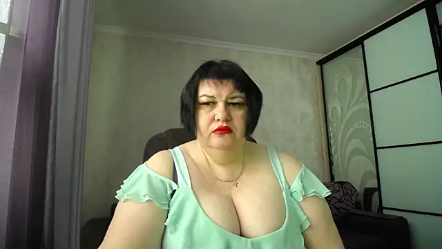 JuicyLady Di online show from 03-12-26, 05:57