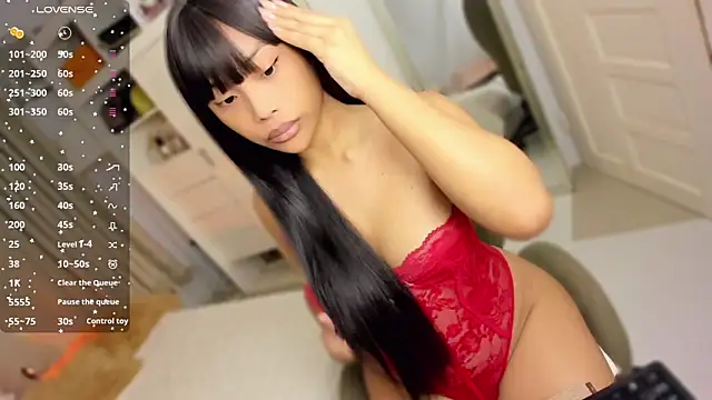 Snapshot of venusangelicxx chatting on 02-18-26, 01:56 venusangelicxx online show from 02-18-26, 01:56