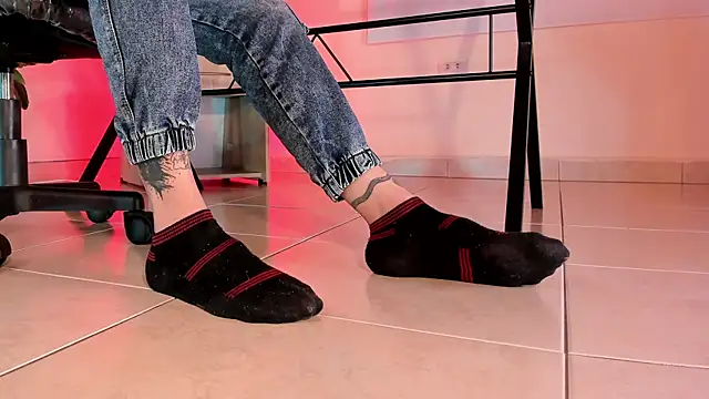 ArchieCollins online show from 12-16-25, 08:58