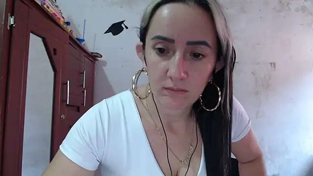 Snapshot of DeepAnal07 chatting on 02-13-26, 04:14 DeepAnal07 online show from 02-13-26, 04:14