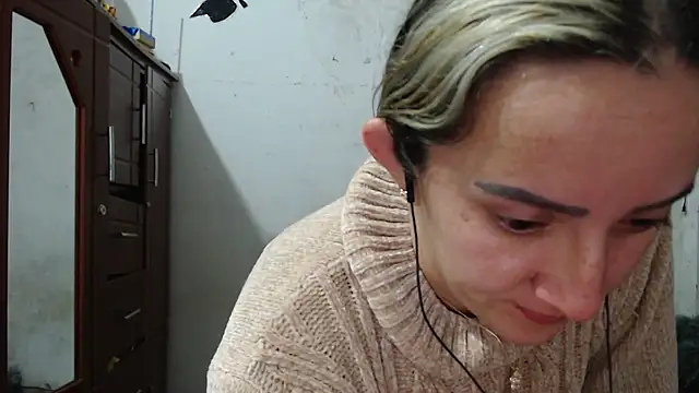 Snapshot of DeepAnal07 chatting on 02-15-26, 08:24 DeepAnal07 online show from 02-15-26, 08:24