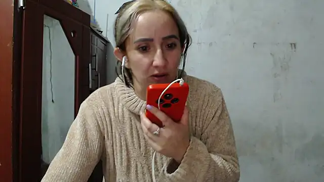 Snapshot of DeepAnal07 chatting on 03-08-26, 04:27 DeepAnal07 online show from 03-08-26, 04:27