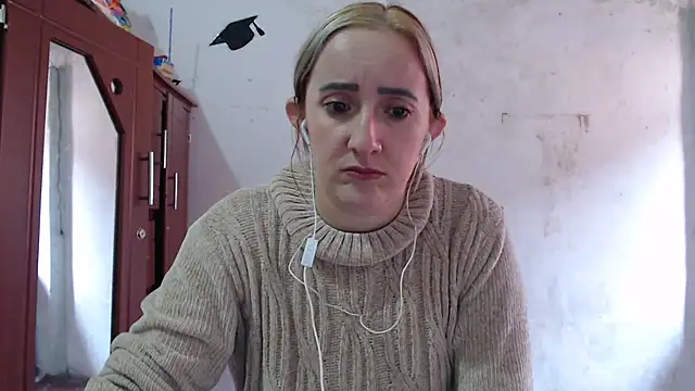 Snapshot of DeepAnal07 chatting on 03-10-26, 04:23 DeepAnal07 online show from 03-10-26, 04:23