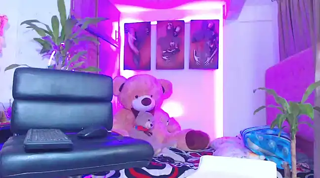 Hotgiirl 1 online show from 02-10-25, 06:35