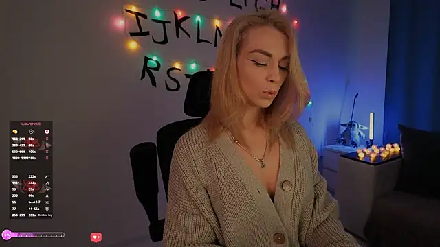 AskAlexa online show from 11-26-25, 12:28