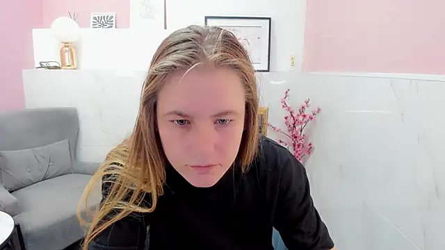 JadeSoft online show from 10-20-25, 01:44