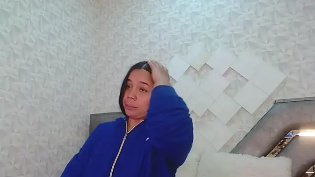 EmilyQueen3x online show from 09-23-25, 02:09