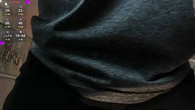 Snapshot of MartinnaBonnet chatting on 11-16-25, 10:21 MartinnaBonnet online show from 11-16-25, 10:21