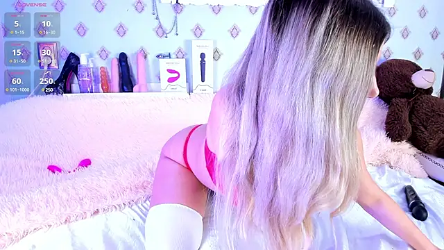 Briana Lovs online show from 03-13-25, 06:16