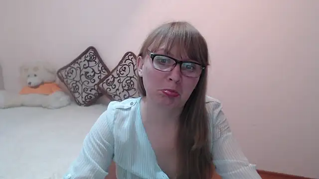 Snapshot of MargotLot chatting on 02-27-25, 11:10 MargotLot online show from 02-27-25, 11:10
