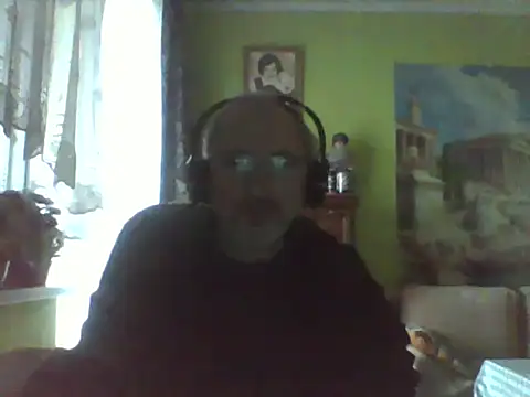 Snapshot of vena4 chatting on 02-08-26, 08:29 vena4 online show from 02-08-26, 08:29