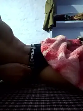 Sinewsex pussylove online show from 12-17-25, 08:59