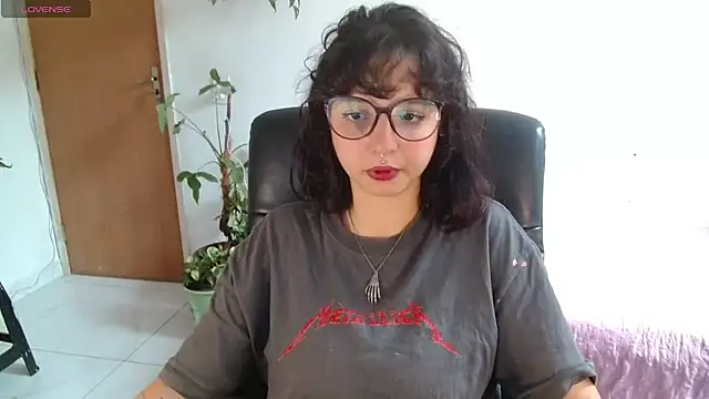 myamillor online show from 10-31-25, 01:01