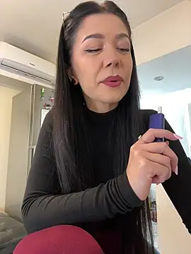 Snapshot of denise_k chatting on 03-19-26, 11:47 denise k online show from 03-19-26, 11:47