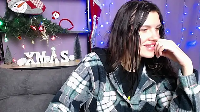 Snapshot of MilaLoona chatting on 01-07-25, 07:10 MilaLoona online show from 01-07-25, 07:10