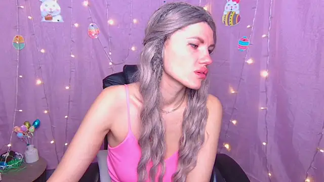 MilaLoona online show from 04-09-26, 06:13