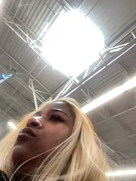 BigFineSelena online show from 01-31-25, 05:32