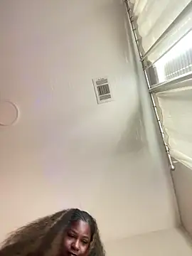 BigFineSelena online show from 06-10-26, 06:18