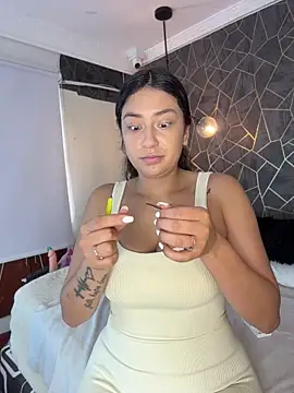 dayra angels online show from 05-11-26, 04:04