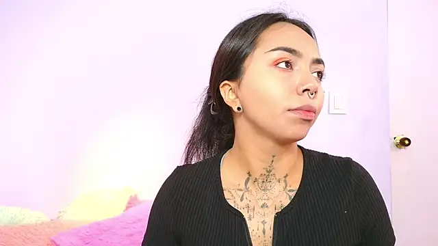 miss soffi  online show from 10-30-25, 12:28