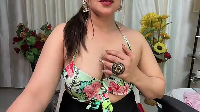 mahimagicdoll DESI online show from 02-13-25, 06:48