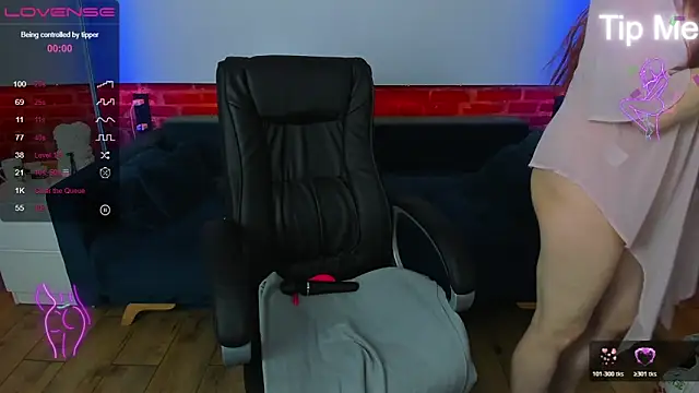 Snapshot of Kamilla_Hot chatting on 03-04-26, 06:58 Kamilla Hot online show from 03-04-26, 06:58